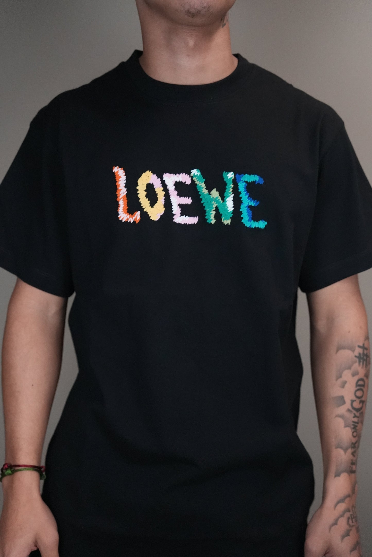 Loewe shirt zwart letters voorkant