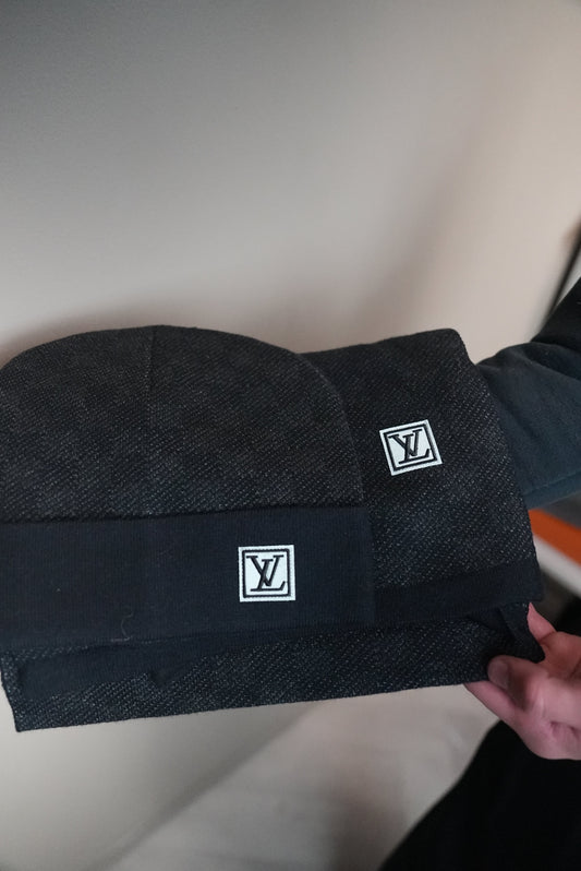 Lv muts&sjaal zwart