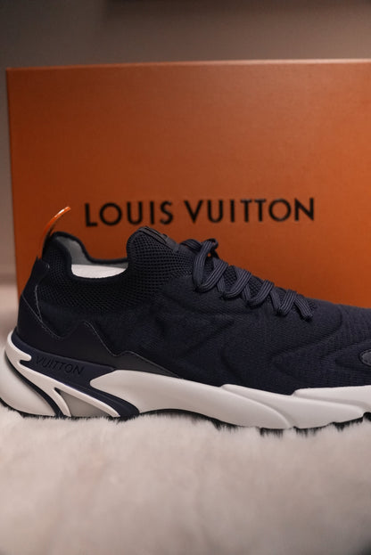 LV Runner Tatic Sneaker Bleu&White
